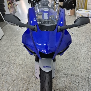 YAMAHA YZF-R1 - Imagen 2